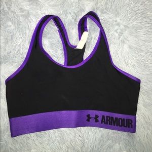 💥Small Under Armour compression sports bra💥